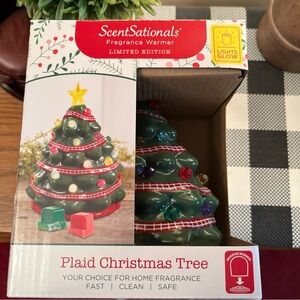 SCENTSATIONALS PLAID CHRISTMAS TREE SCENTSY WAX WARMER LIMITED EDITION NIB